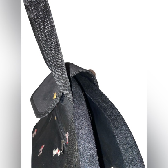 Alfagear Brand Shoulder Style Small Pet Carrier in Black - Picture 6 of 6